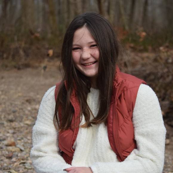 Meet your Posher, Melissa - Picture 1 of 1